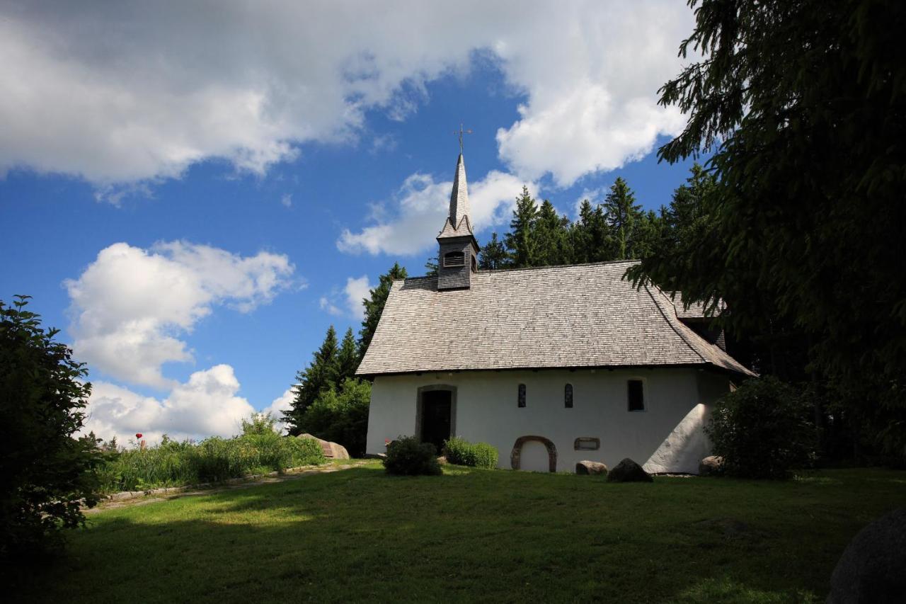 Hoehengasthaus Kolmenhof An Der Donauquelle Furtwangen Exterior photo