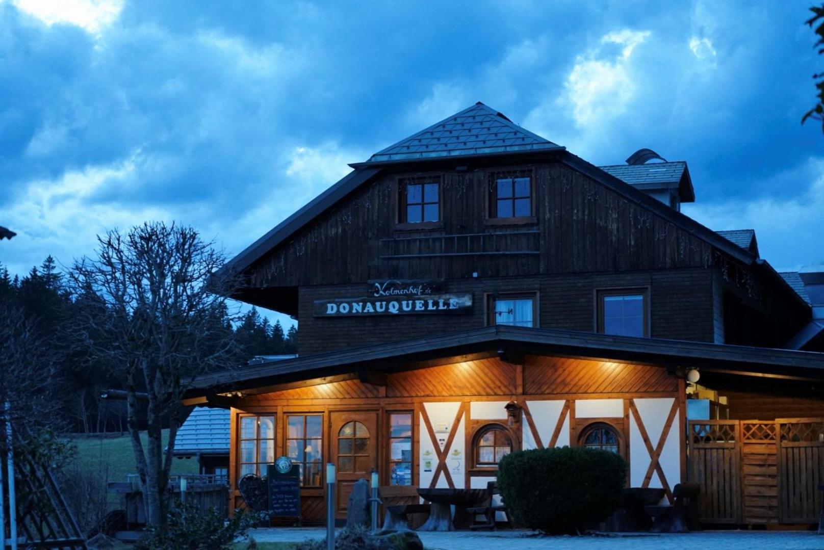 Hoehengasthaus Kolmenhof An Der Donauquelle Furtwangen Exterior photo
