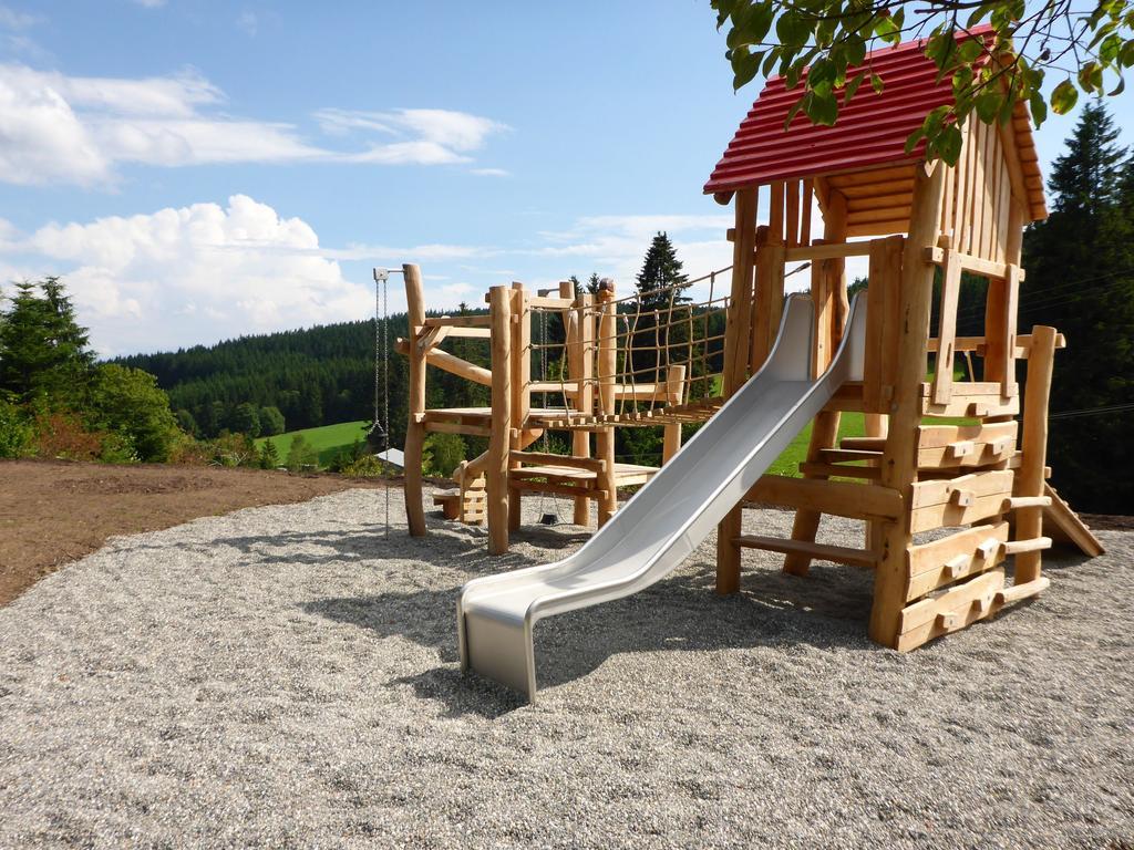Hoehengasthaus Kolmenhof An Der Donauquelle Furtwangen Exterior photo